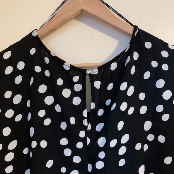 Black and White Polkadotted Top! - Picture 3 of 4